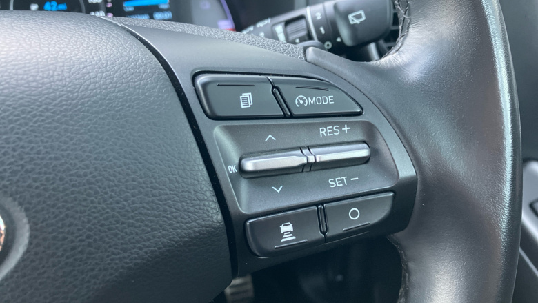 Hyundai Kona 150kW Premium 64kWh 5dr Auto Electric Hatchback